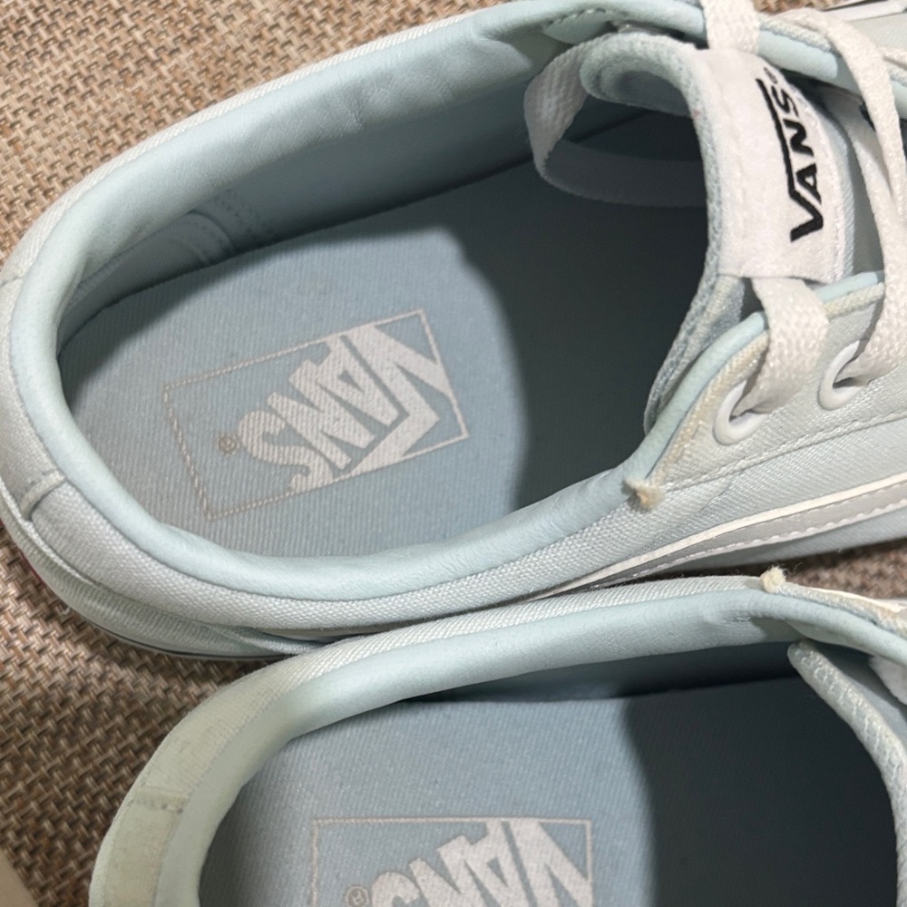 Vans Old Skool sneakers in pale sky blue canvas. Women 8.5. Like new condition - Picture 7 of 8